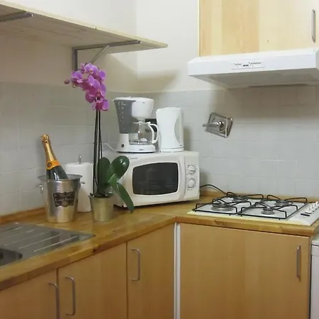 Couette-café San Quintino